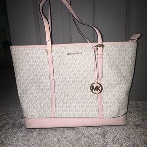 Michael Kors Jet Set Travel Bag Large in Powder Blush